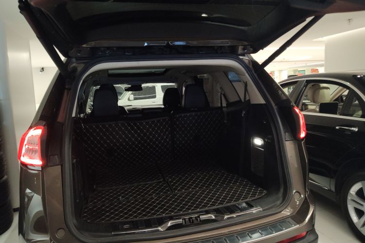 Ford Edge 2017 صورة سيارة #30