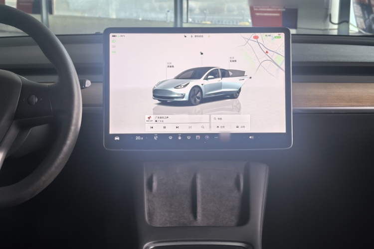 Tesla Model 3 2022 #30 Tesla Model 3 2022 صورة سيارة #30