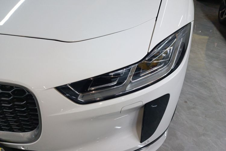 2020 car image #30