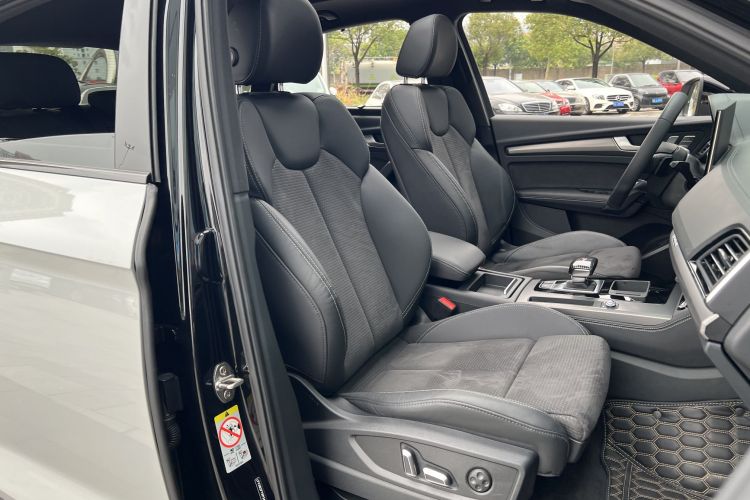 Audi Q5L Sportback 2023 #30 Audi Q5L Sportback 2023 immagine di auto #30