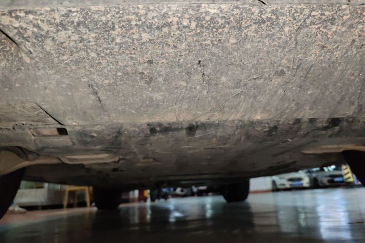 Mercedes-Benz GLE Class 2021 car image #30