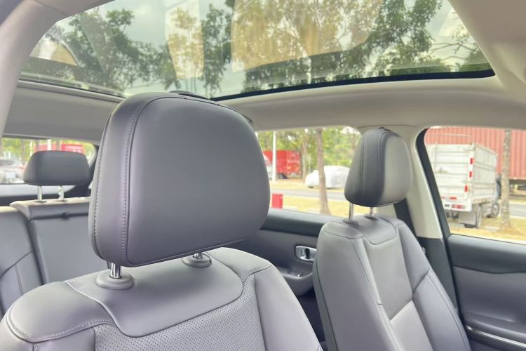 零跑汽车 零跑C10 2024 汽车图片 #30