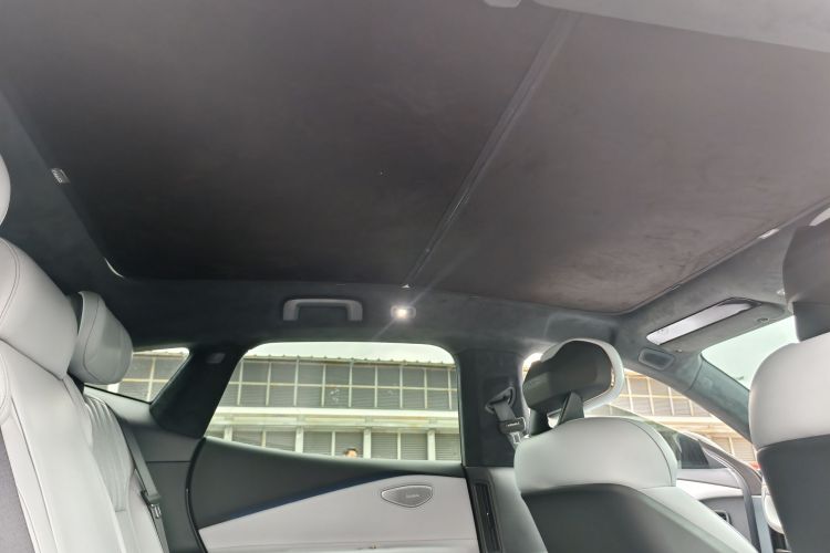 Lynk & Co 2024 immagine di auto #30