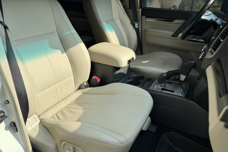 Rolls-Royce 2019 car image #30