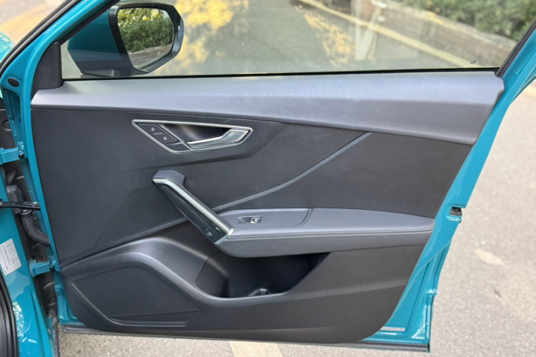 Q2L 2022 car image #30