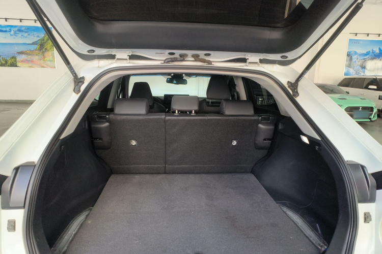 Toyota Harrier 2023 imagem de carro #30