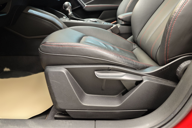 奥迪Q2L 2022 汽车图片 #30