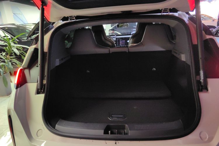 极氪 极氪X 2024 汽车图片 #30