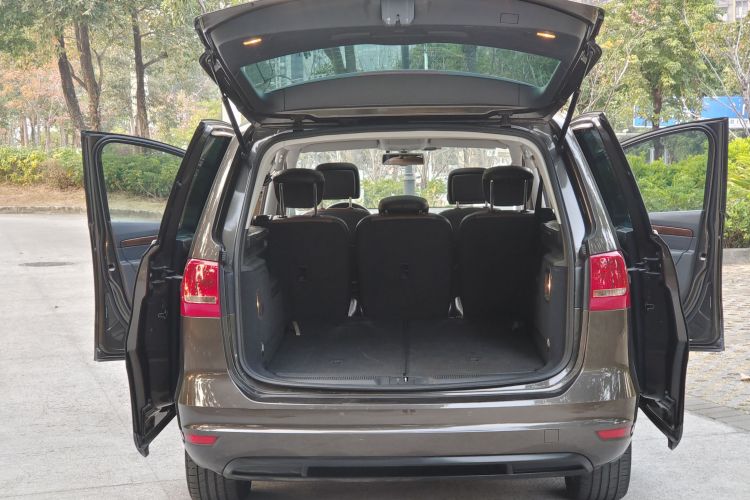 Volkswagen Sharan 2015 imagem de carro #30