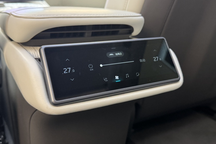 蔚来 蔚来ET7 2024 汽车图片 #30