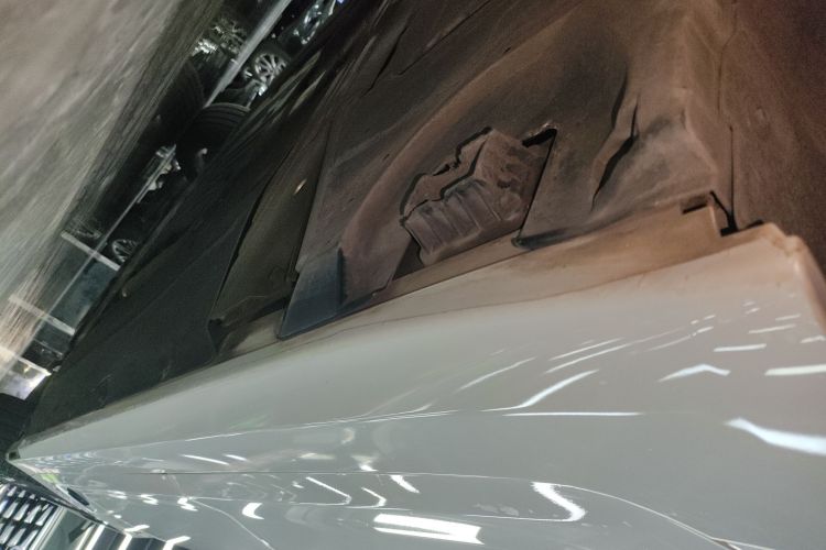 BMW 5 Series New Energy 2021 car image #30