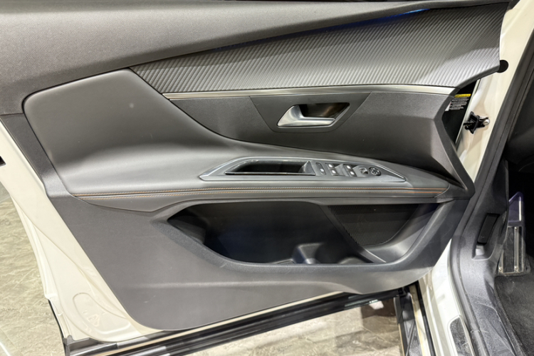 Peugeot 4008 2017 car image #30