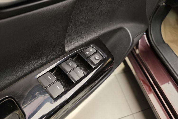 GAC Trumpchi GA6 2017 immagine di auto #30