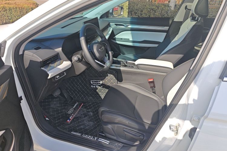 GEELY Emgrand L 2023 car image #30