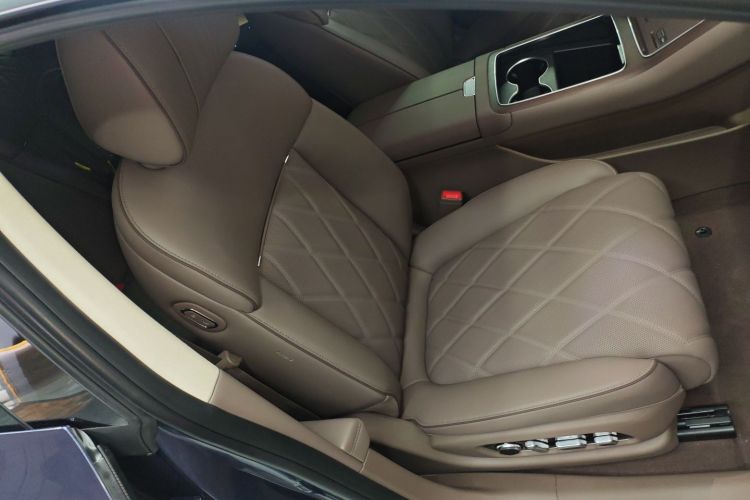 HongQi 2025 car image #30