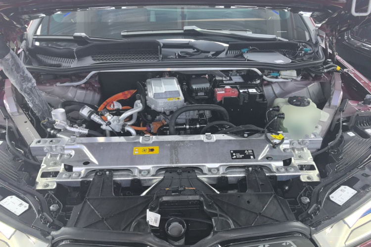 BMW iX 2024 car image #30