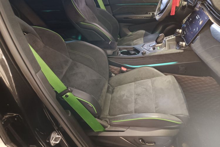 Lynk & Co 05 2022 car image #30