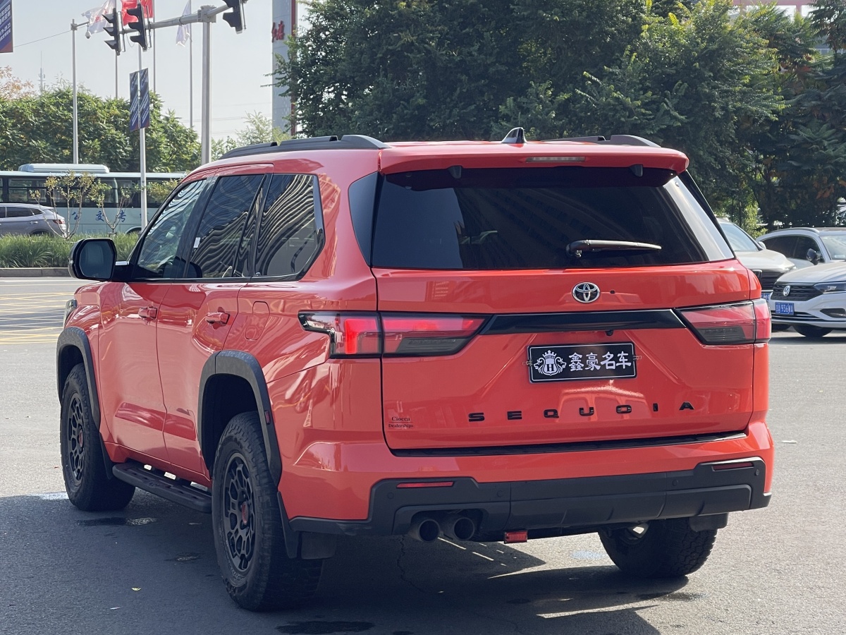 Toyota Sequoia 2023 #30 Toyota Sequoia 2023 imagen de coche #30