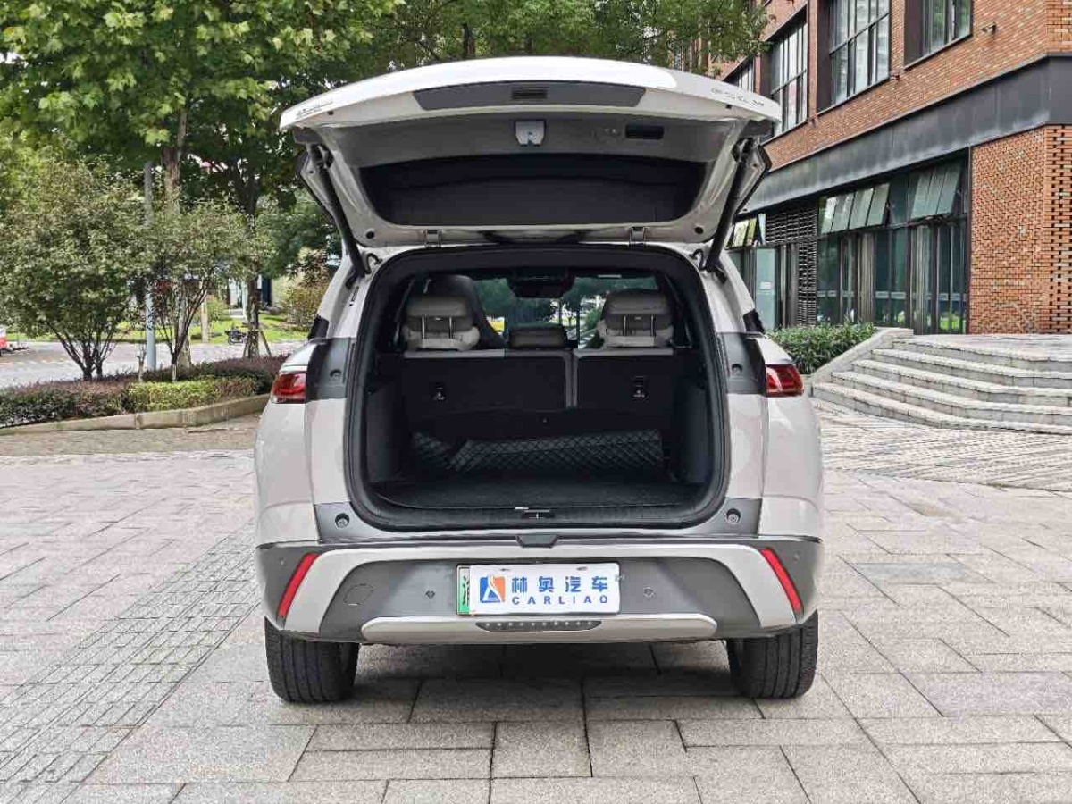 BYD Frigate 07 2023 #30 BYD Frigate 07 2023 immagine di auto #30