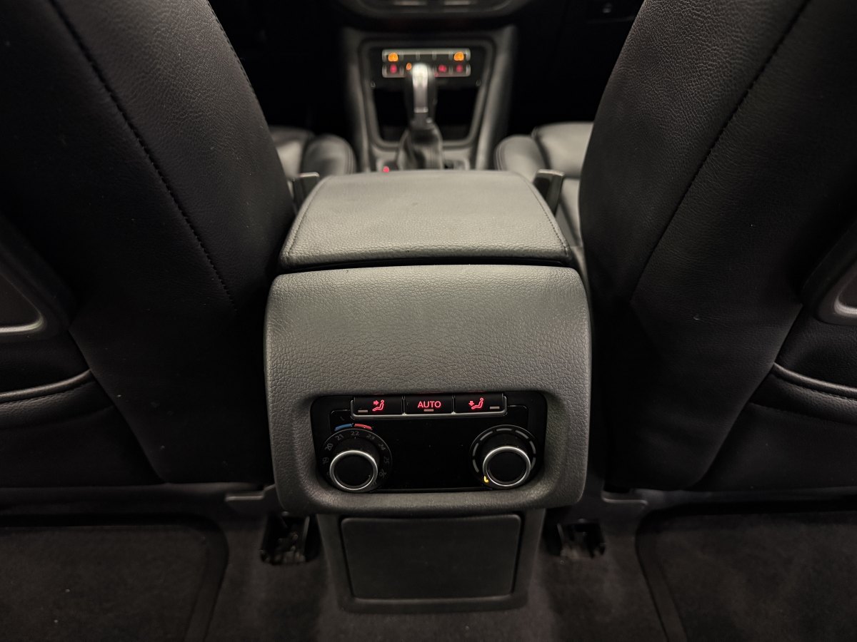 Volkswagen Sharan 2016 imagem de carro #30