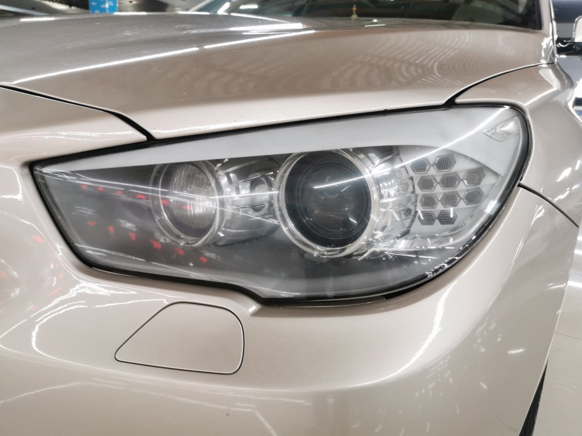 BMW 5 Series GT 2010 #30 BMW 5 Series GT 2010 immagine di auto #30