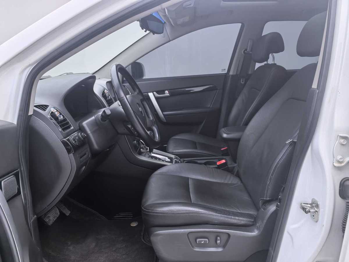 Chevrolet Captiva 2012 car image #30