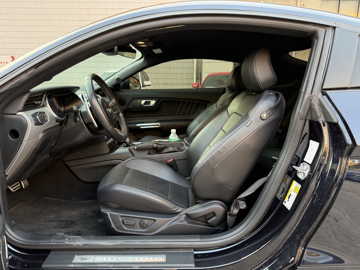 Ford Mustang 2022 car image #30