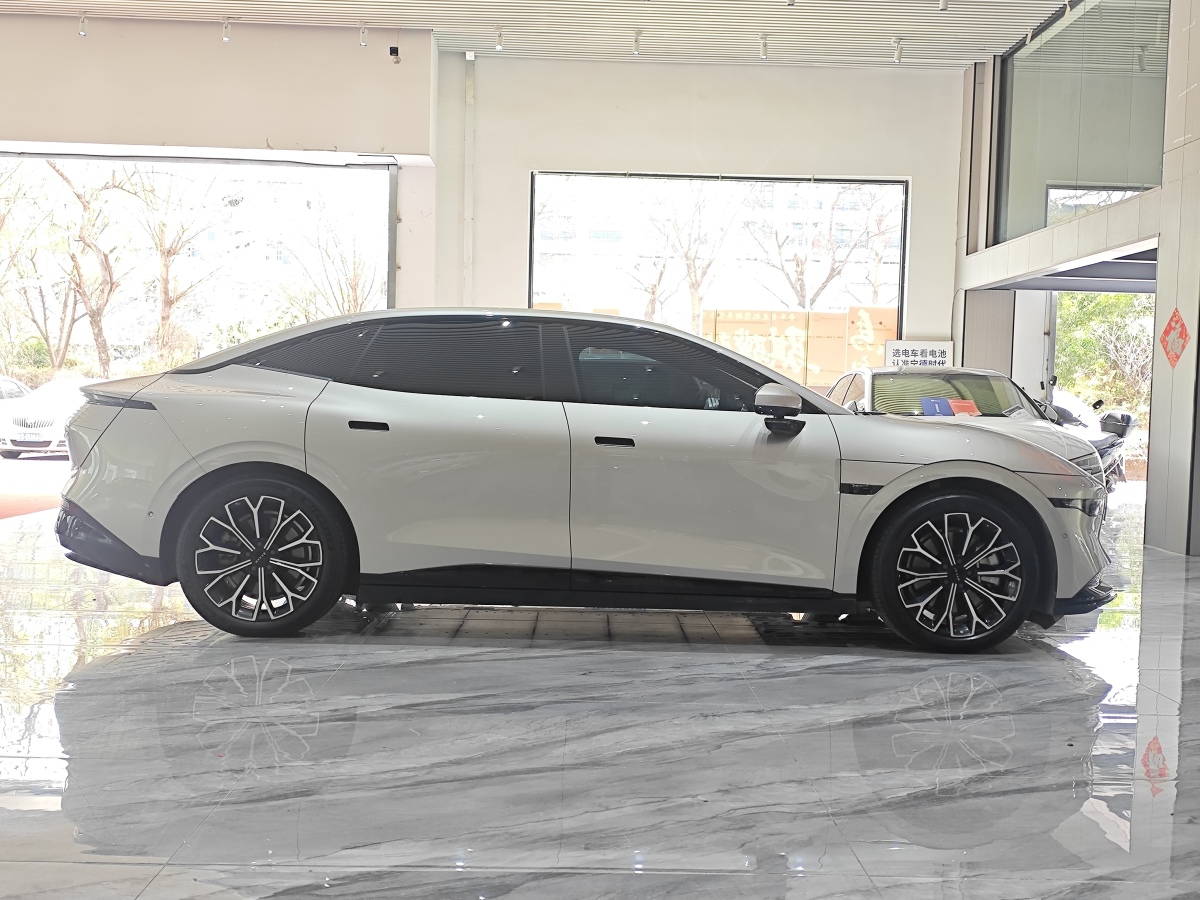 极氪 极氪007 2024 汽车图片 #30