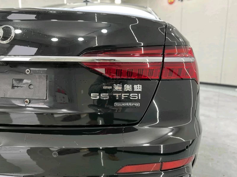 Audi A6L e-tron 2021 immagine di auto #30