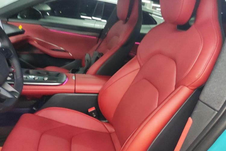 MI SU7 2024 immagine di auto #15