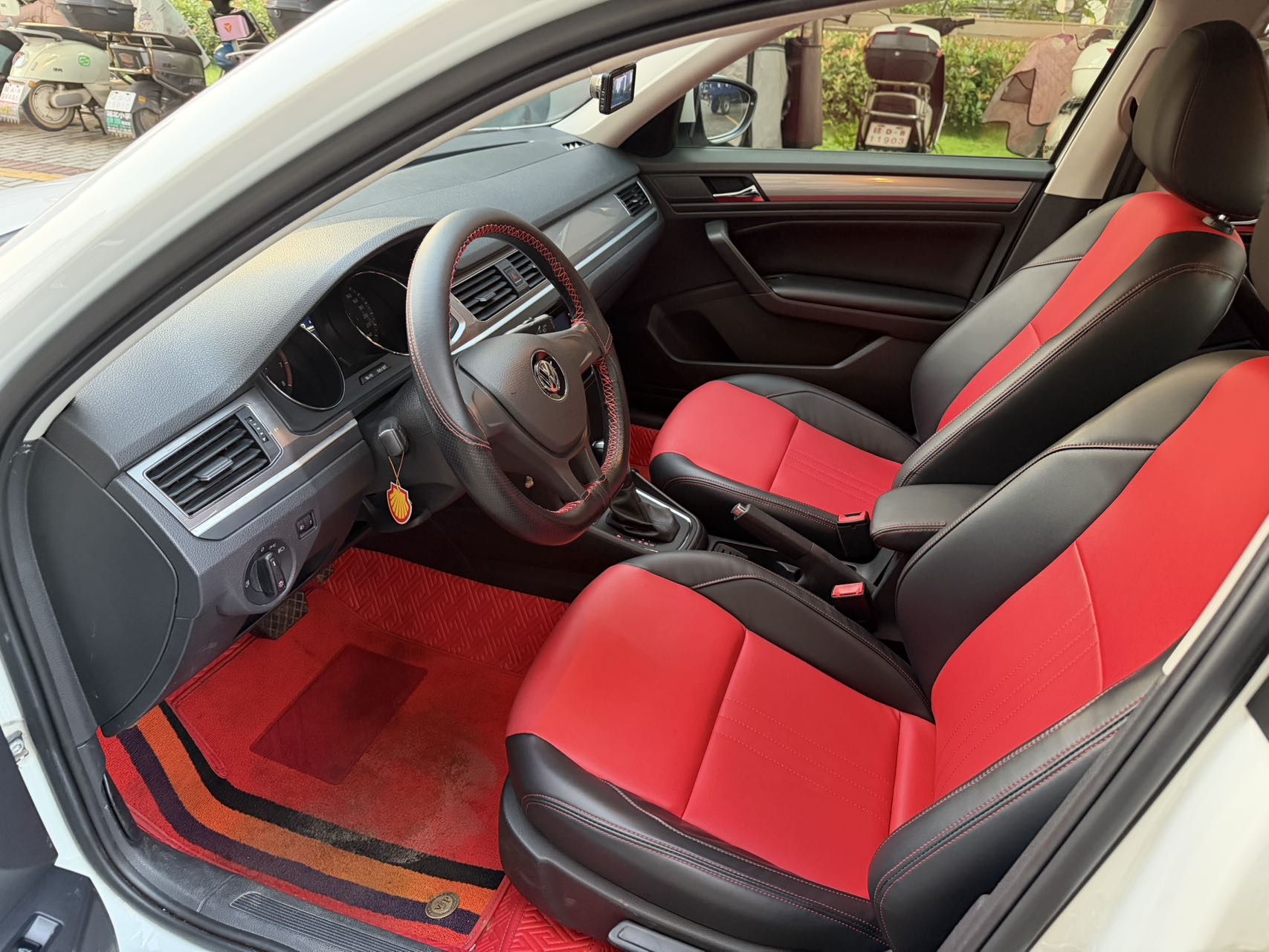 Volkswagen Bora 2019 car image #4