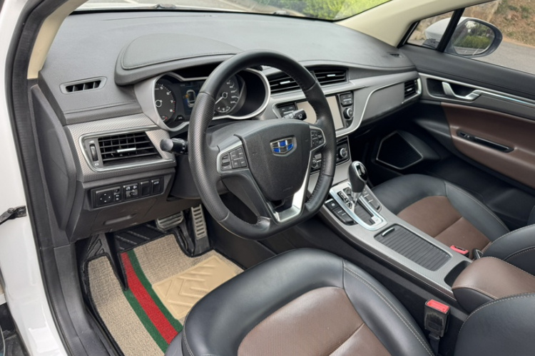 GEELY Emgrand GS 2017 car image #14