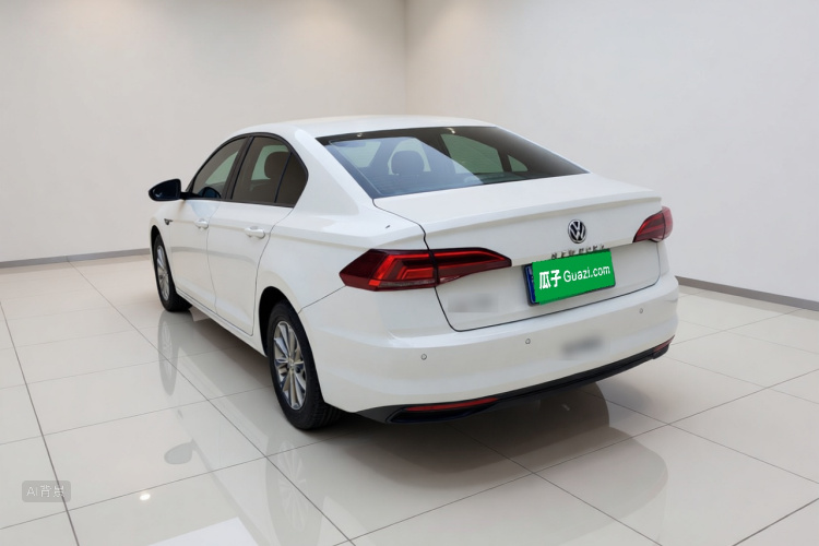 Volkswagen Bora 2019 #5 Volkswagen Bora 2019 car image #5