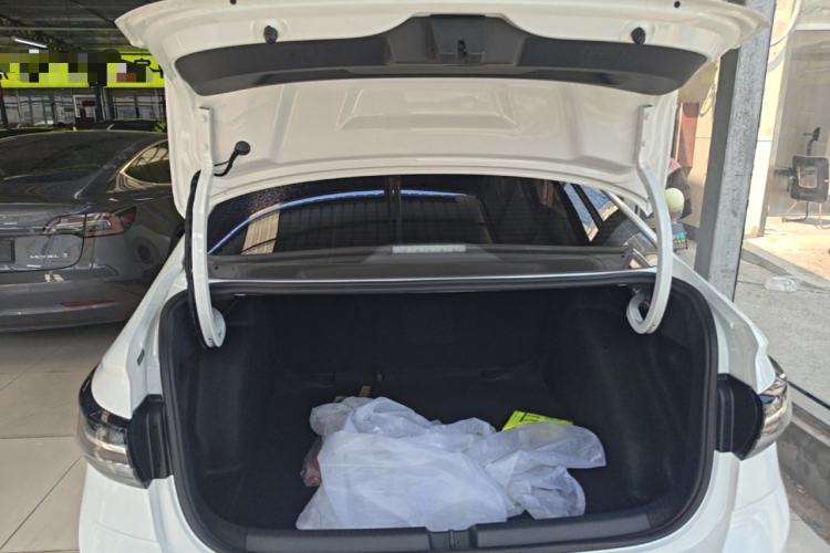Volkswagen Lavida 2025 car image #19