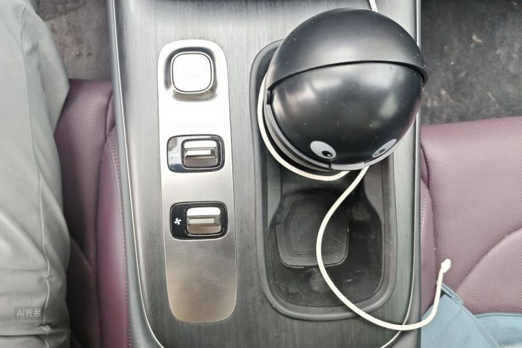 MI SU7 2024 car image #17