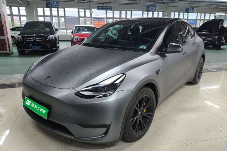 Tesla Model Y 2022 #2 Tesla Model Y 2022 car image #2
