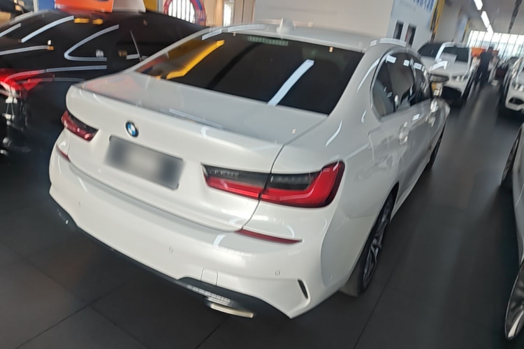 BMW 3 Series 2020 #7 BMW 3 Series 2020 car image #7