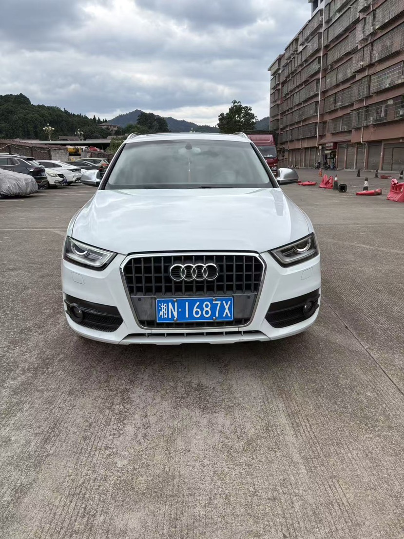 Audi Q3 (Imported) 2012 car image #8