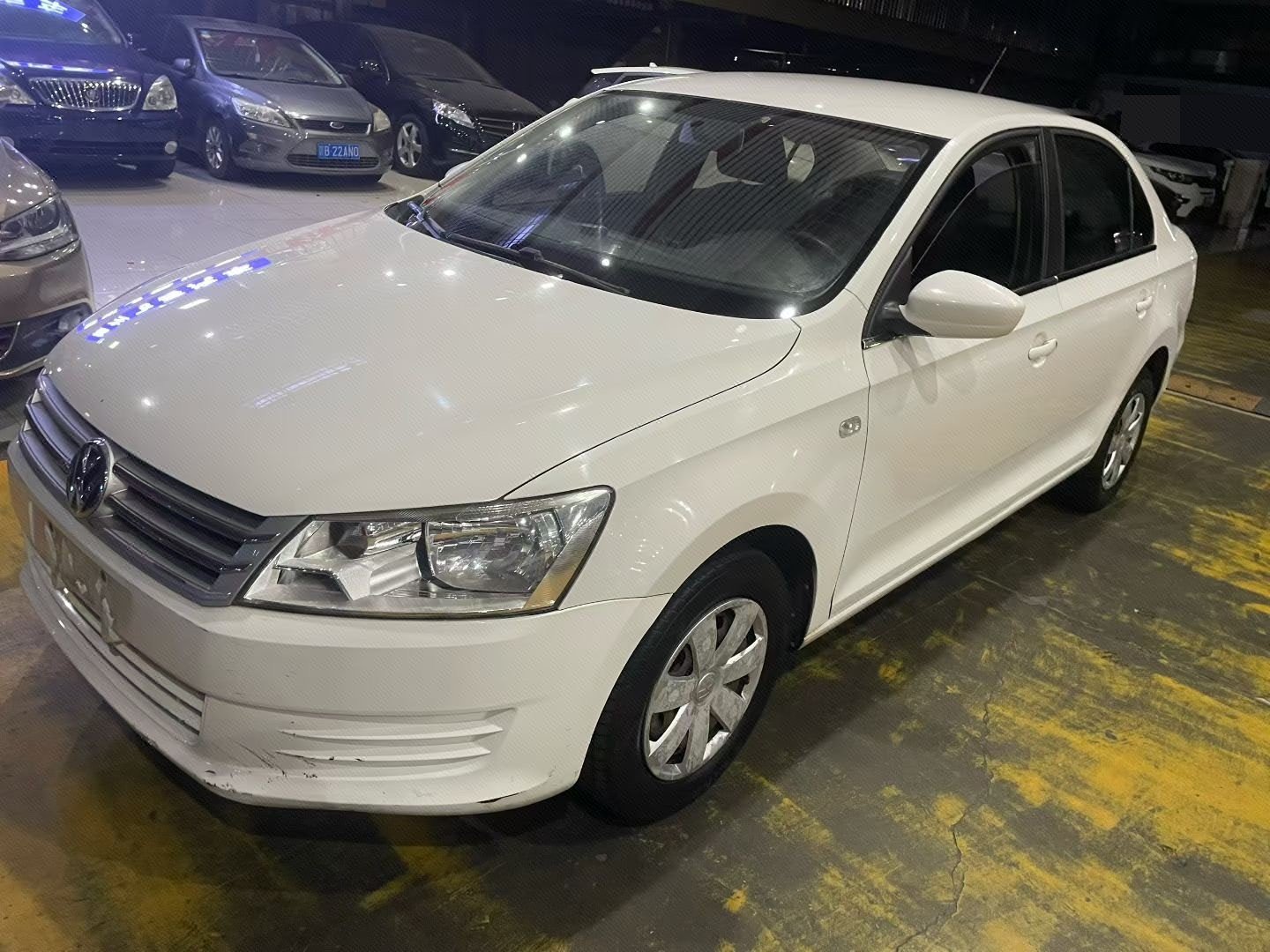 Volkswagen Santana 2016 car image 