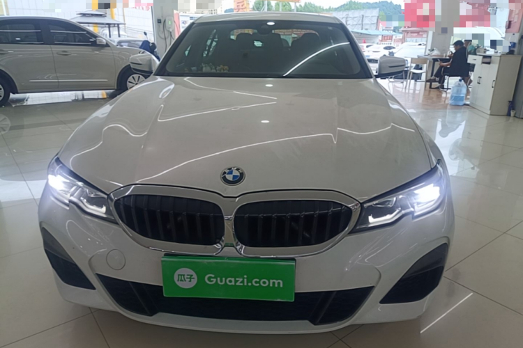 BMW 3 Series 2020 #3 BMW 3 Series 2020 car image #3