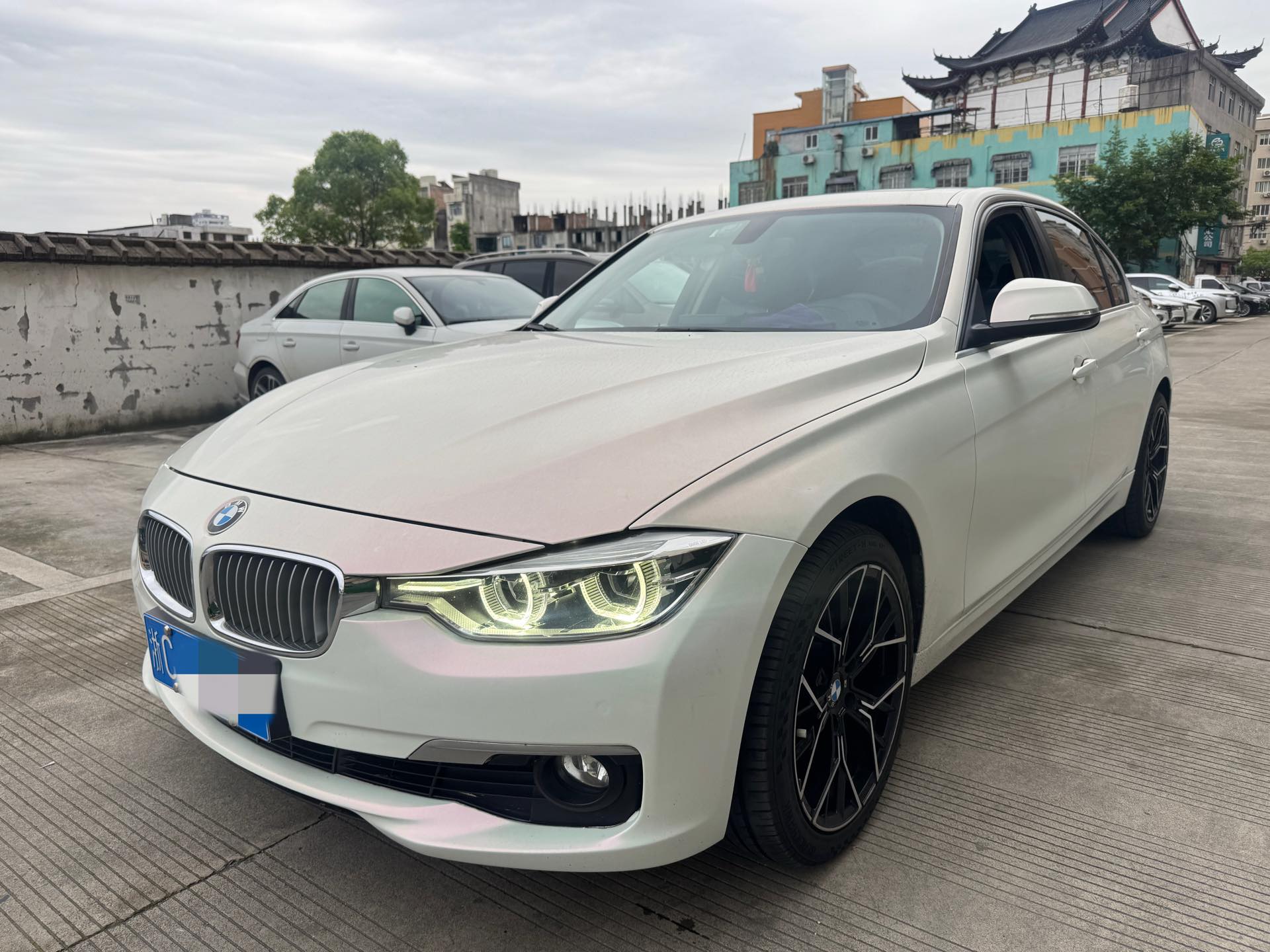 BMW 3 Series 2018 BMW 3 Series 2018 immagine di auto