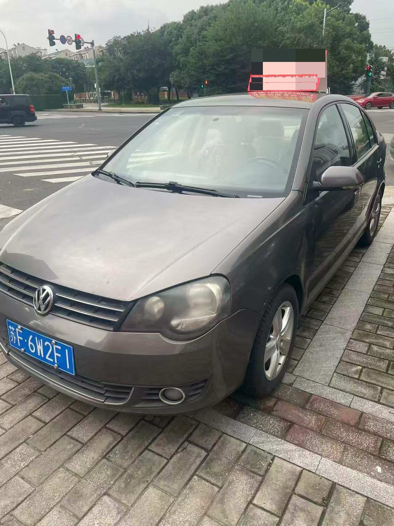 Volkswagen Polo 2012 car image 