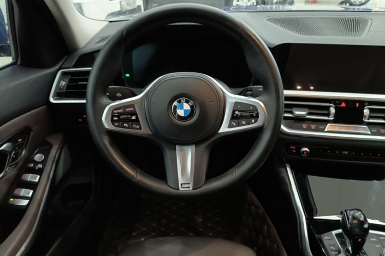 BMW 3 Series 2020 imagem de carro #11