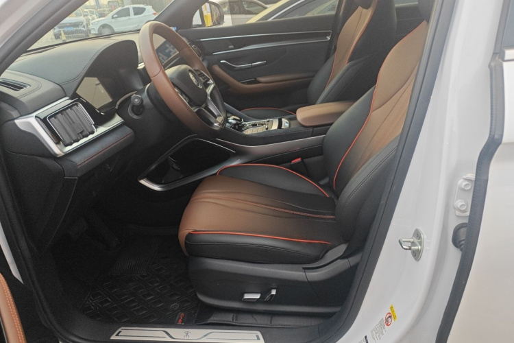BYD Song Plus 2023 car image #19