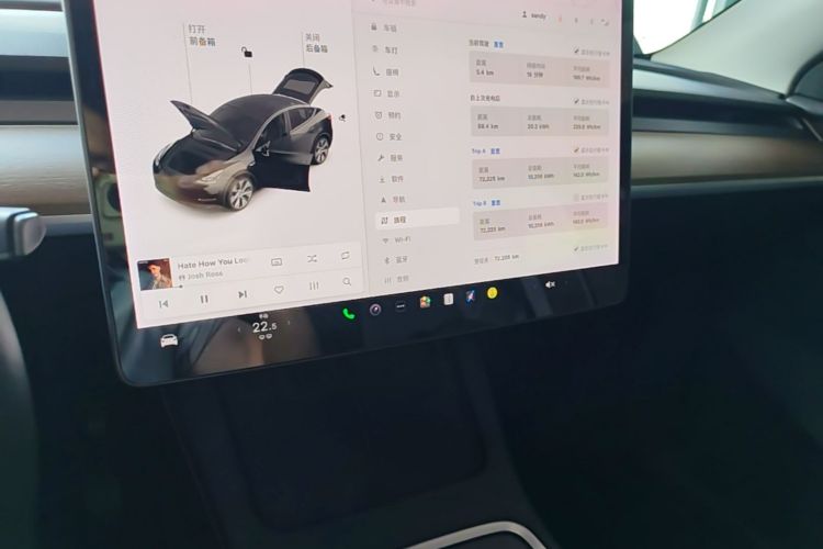 Tesla Model Y 2021 #17 Tesla Model Y 2021 car image #17