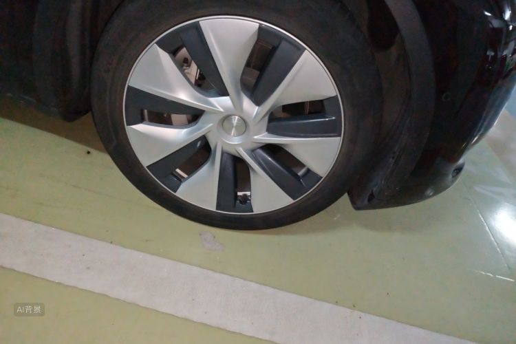 Tesla Model Y 2022 car image #9