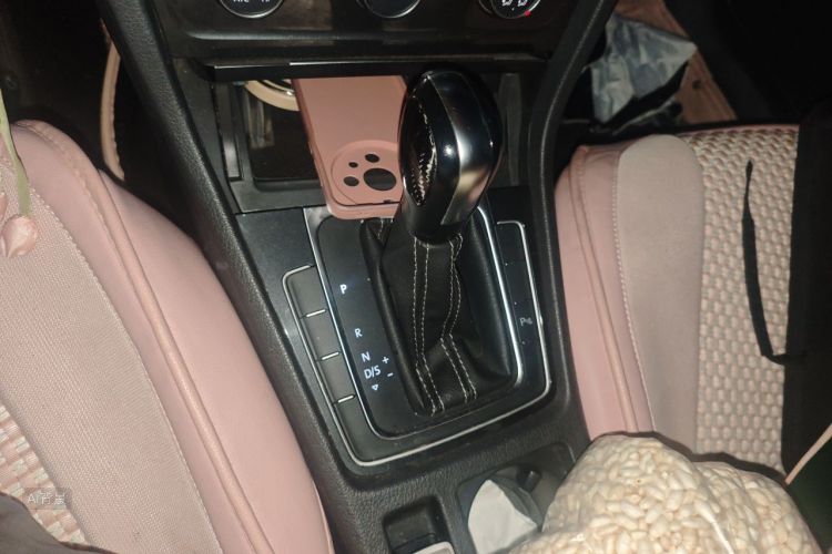 Volkswagen Golf 2017 #16 Volkswagen Golf 2017 car image #16