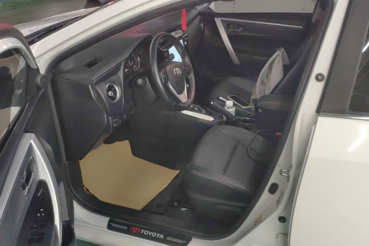 Toyota Corolla 2018 car image #15