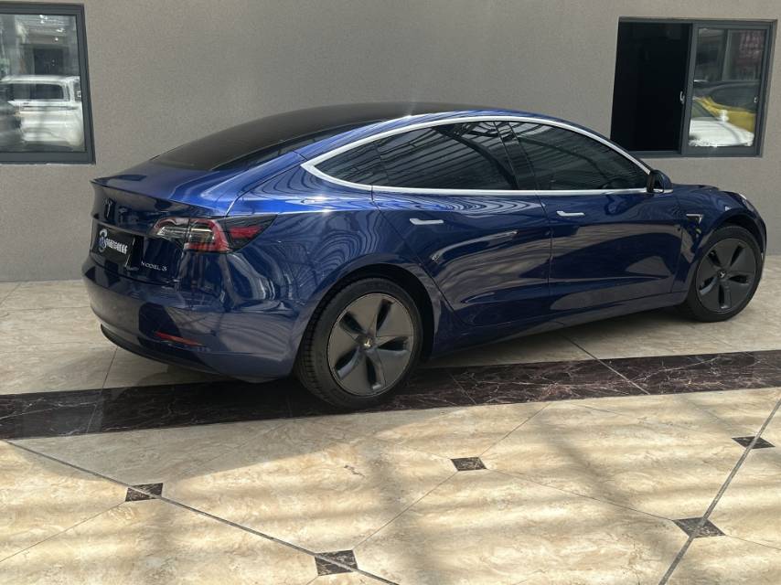 Tesla Model 3 2020 immagine di auto #4