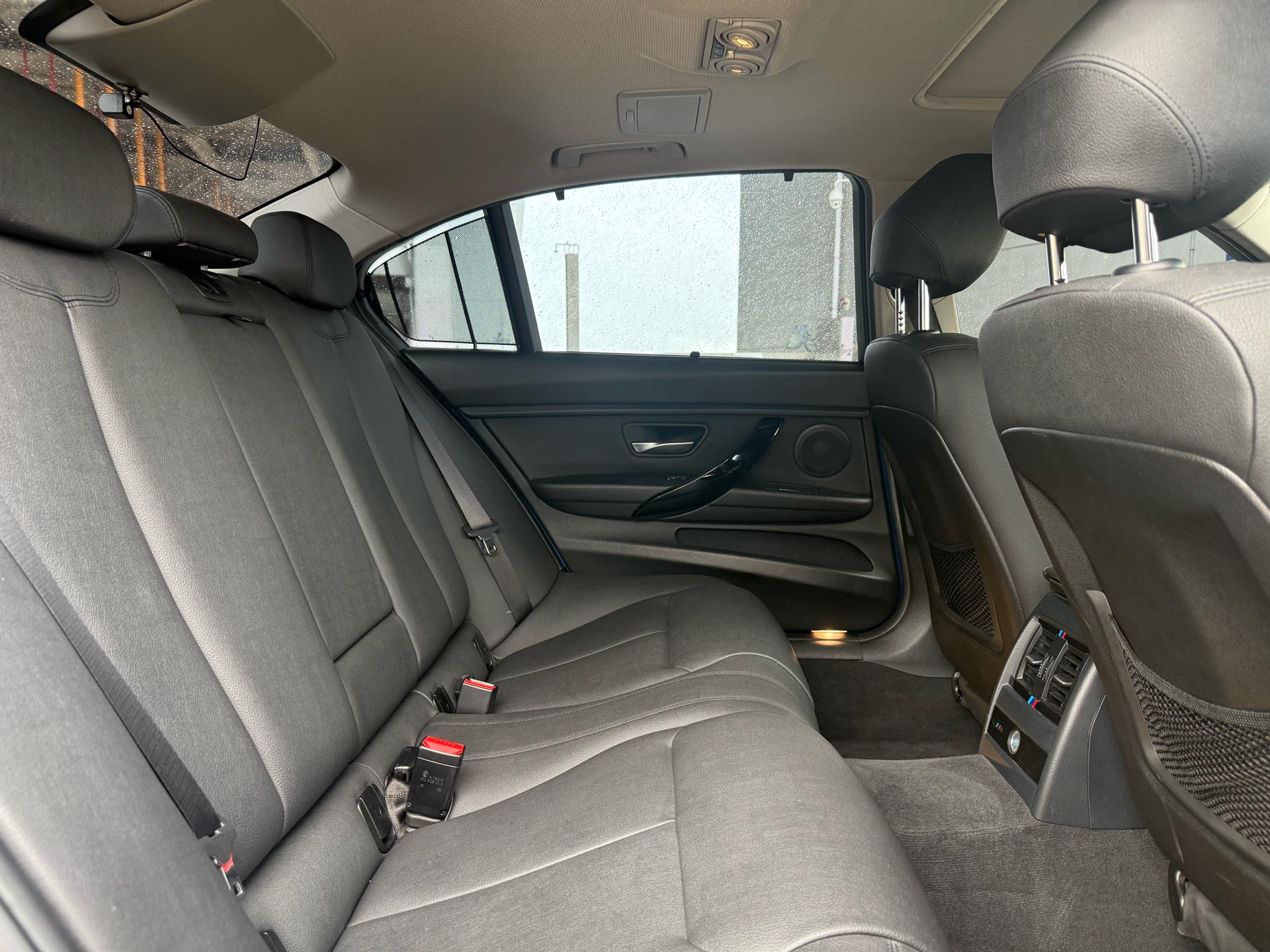 BMW 3 Series 2017 car image #8